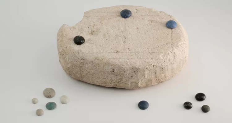 Jeu Romain déchiffré avec l'intelligence artificielle